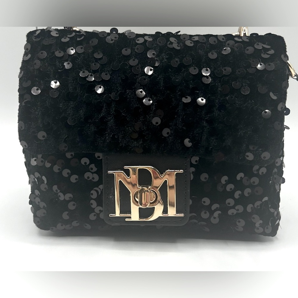 🔥BADGLEY 🔥MISCHKA 🔥SEQUIN🔥 METAL 🔥HANDLE BAG🔥